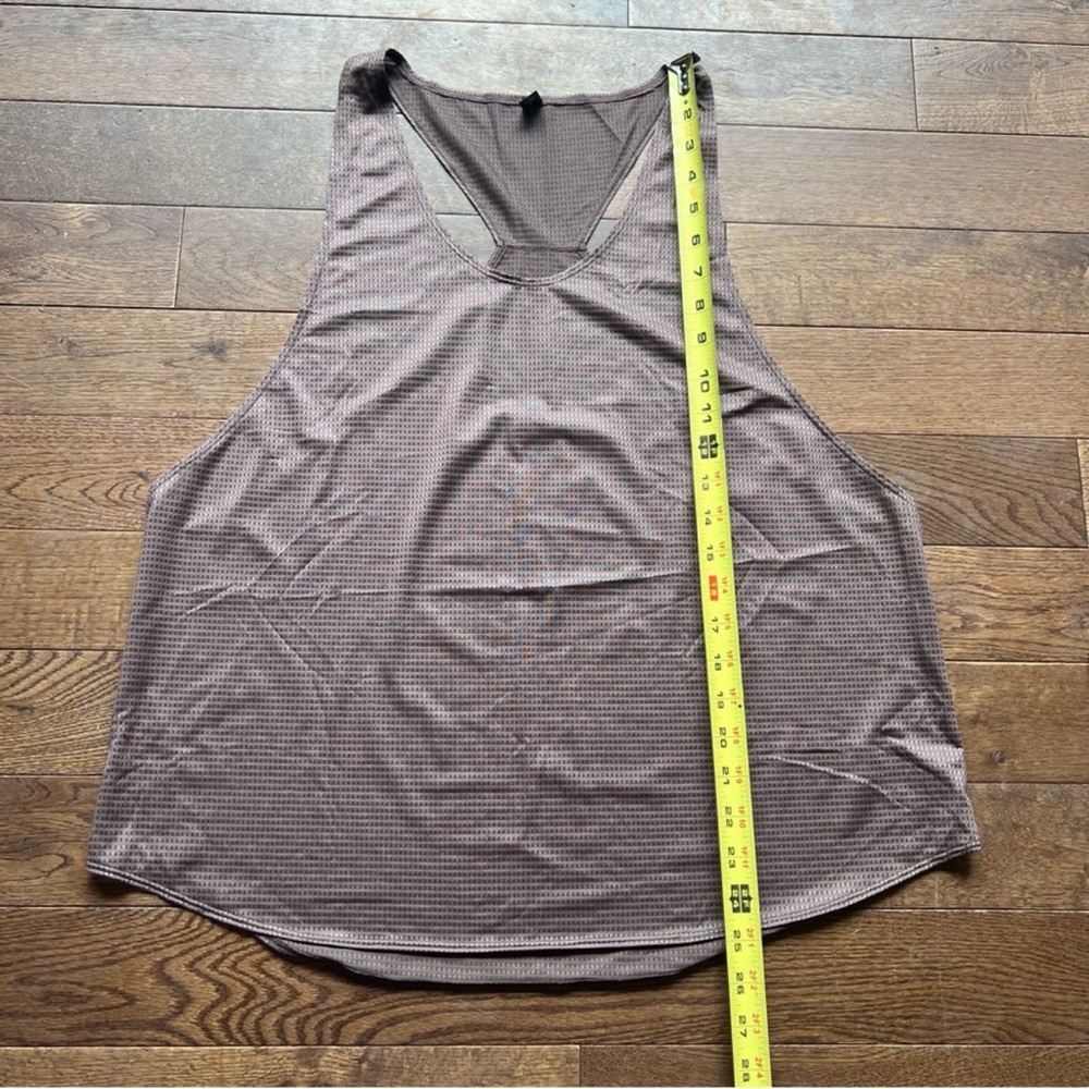 RARE Lululemon Lab Grid Mesh Singlet 🤎 - Picture 12 of 13